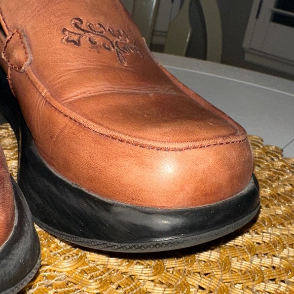 Dansko Brown Leather Women's Loafers - Picture 9 of 13